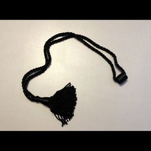 12 Deco Tassels Blk
